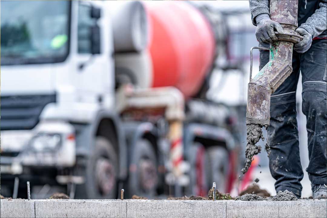 SA-teamwork-on-road-construction-01