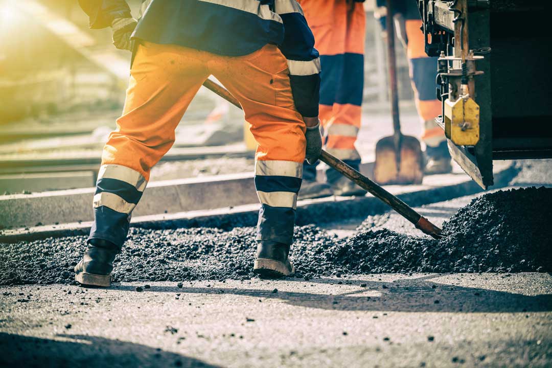 SA-teamwork-on-road-construction